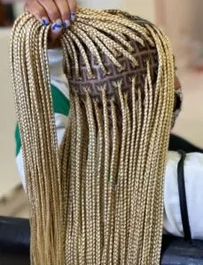 Blonde long knotless box braids