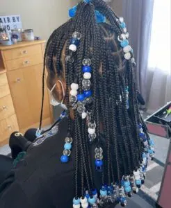Knotless braids on black woman