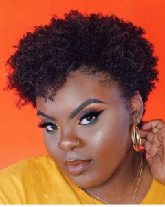 Short Haircuts For Black Women with Round Faces