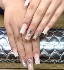 nails with diamond